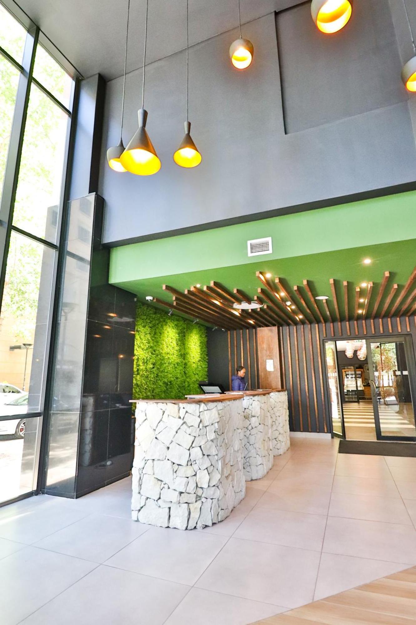 Onomo Hotel Johannesburg Sandton Exterior foto